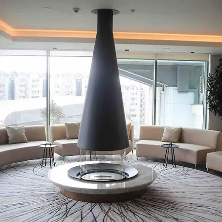 Have An Astonishing Holiday! At Emaar Square Appartement